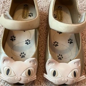 Mini Melissa gold cats
